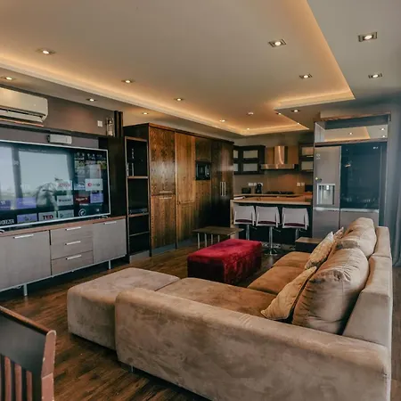 Luxury Penthouse With Jacuzzi And Stunning Views By Buena Vista *