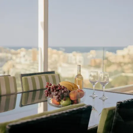 公寓 Luxury Penthouse With Jacuzzi And Stunning Views By Buena Vista
