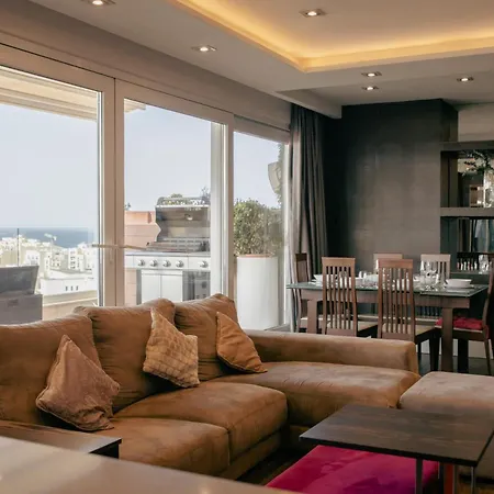 Luxury Penthouse With Jacuzzi And Stunning Views By Buena Vista
