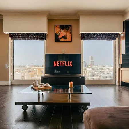 Luxury Penthouse With Jacuzzi And Stunning Views By Buena Vista *