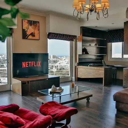 Luxury Penthouse With Jacuzzi And Stunning Views By Buena Vista 公寓 *