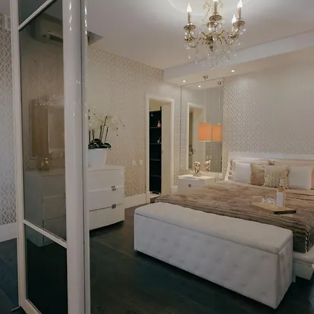 Luxury Penthouse With Jacuzzi And Stunning Views By Buena Vista * Saint Julian's